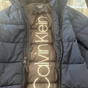 Calvin Klein Men's Winter Puffer Coat. Heavyweight navy blue men's size Medium